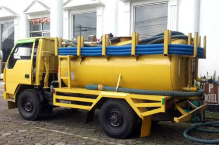 Sedot WC Mampet / Penuh Ungaran – Solusi Cepat, Bersih, dan Bergaransi! Ungaran